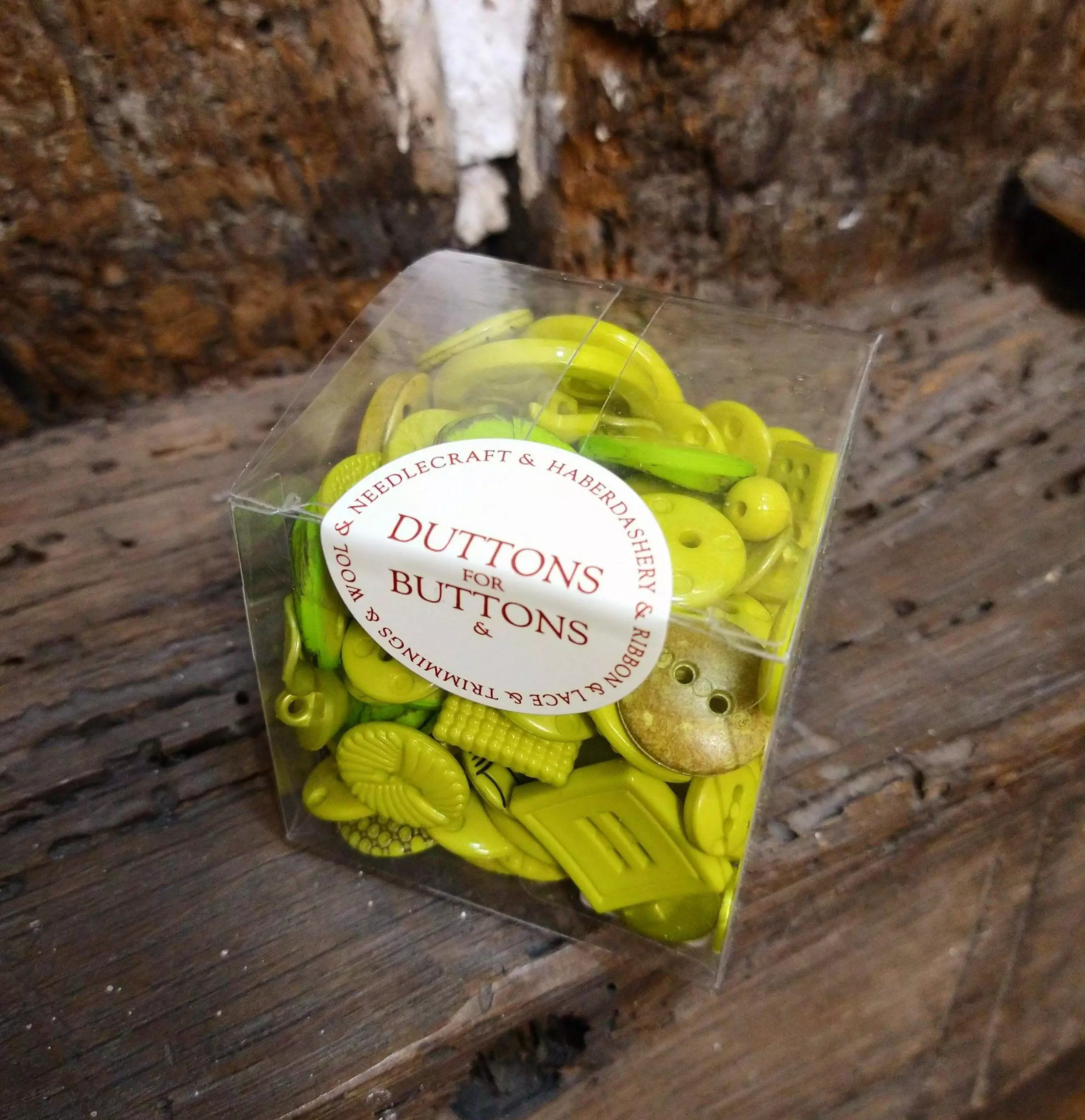 Buttons Box - Various Colours - Duttons for Buttons Exclusive - Image 10