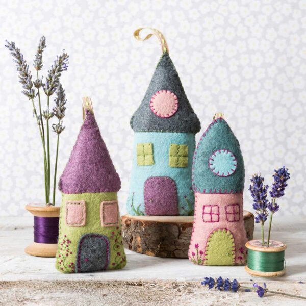 Lavender Houses - Embroidery Kit - Corinne Lapierre