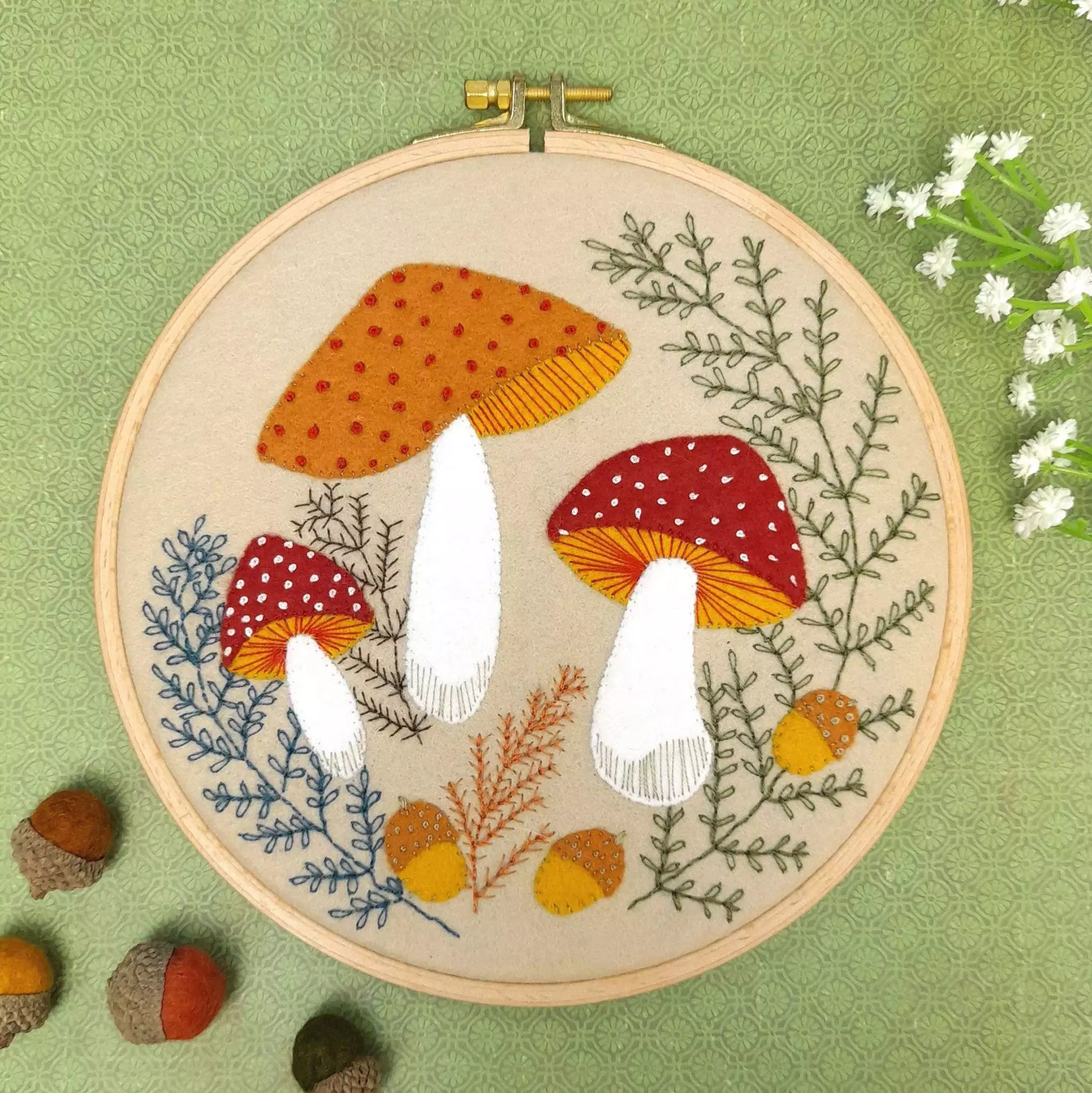 Hoop Kit - Toadstool - Corinne Lapierre
