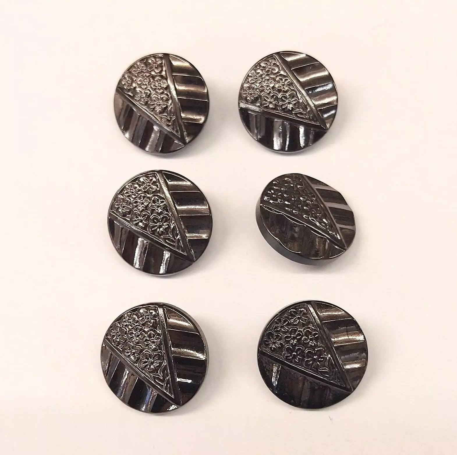 Vintage Glass Buttons - Deco Flower Slice - Metallic - 18mm - Set of Six