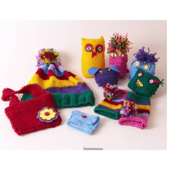 Children's Knitting Kit (Age 8+)- Buttonbag Suitcase - Image 3