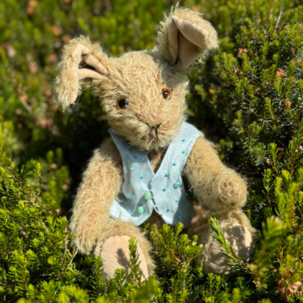 Traditional Mohair Bears & Bunnies - 2-Part Workshop for Beginners & Returners - Weds 15 & 22 October 2025 (10-4pm) York - Image 3