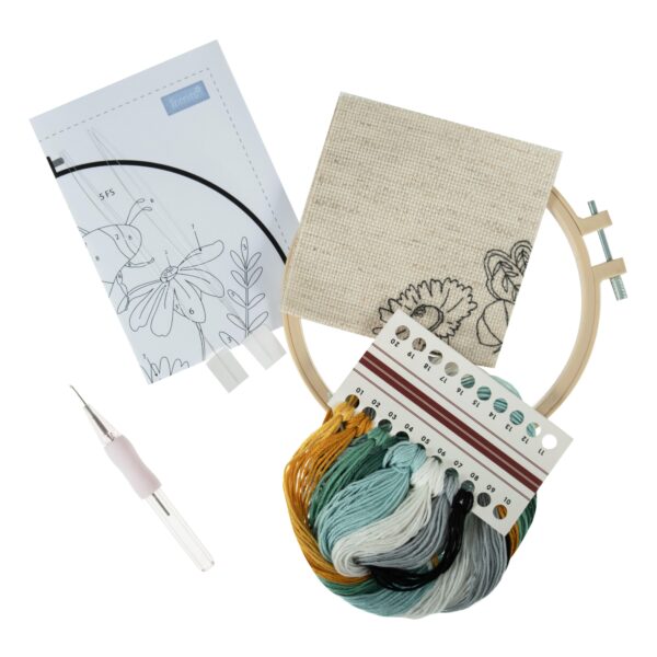 Punch Needle Kit - Cotton - Bee & Flowers - Image 2