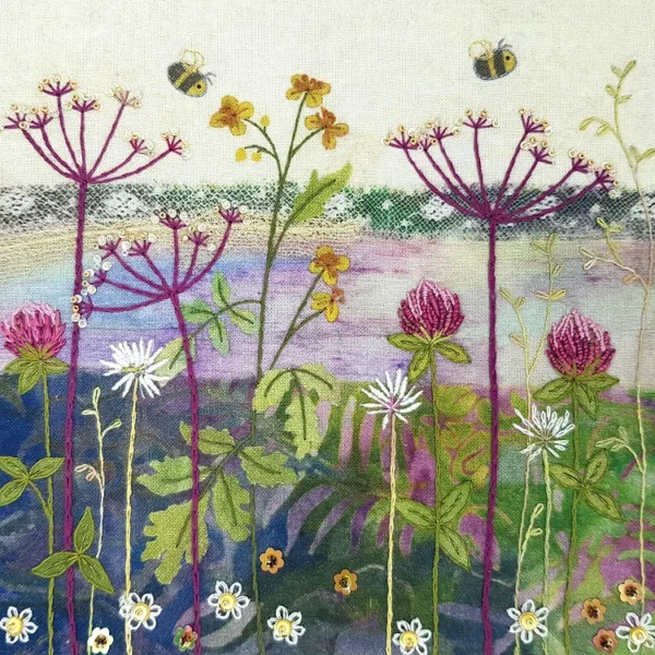Clover Meadow - Embroidery Kit - Beaks and Bobbins
