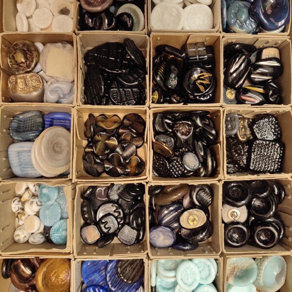 Lionel Nichols - Handmade Vintage Glass - Lucky Dip Selection - Image 3