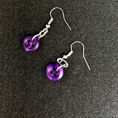 Purple Button Earrings_©DuttonsforButtons
